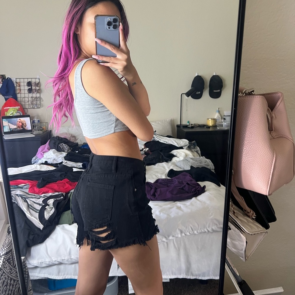 Distressed shorts